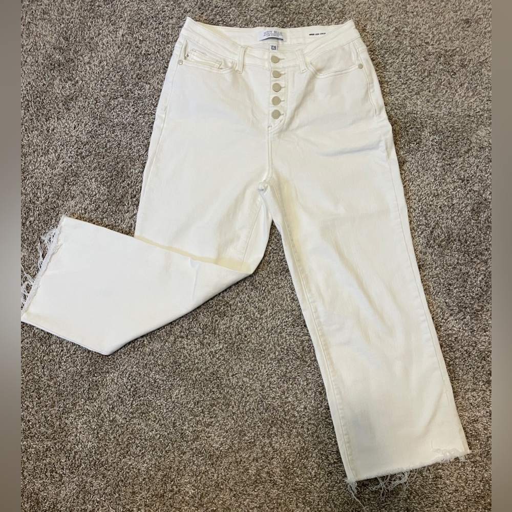 Judy Blue High Rise White Button-Fly Wide Leg Crop Jeans